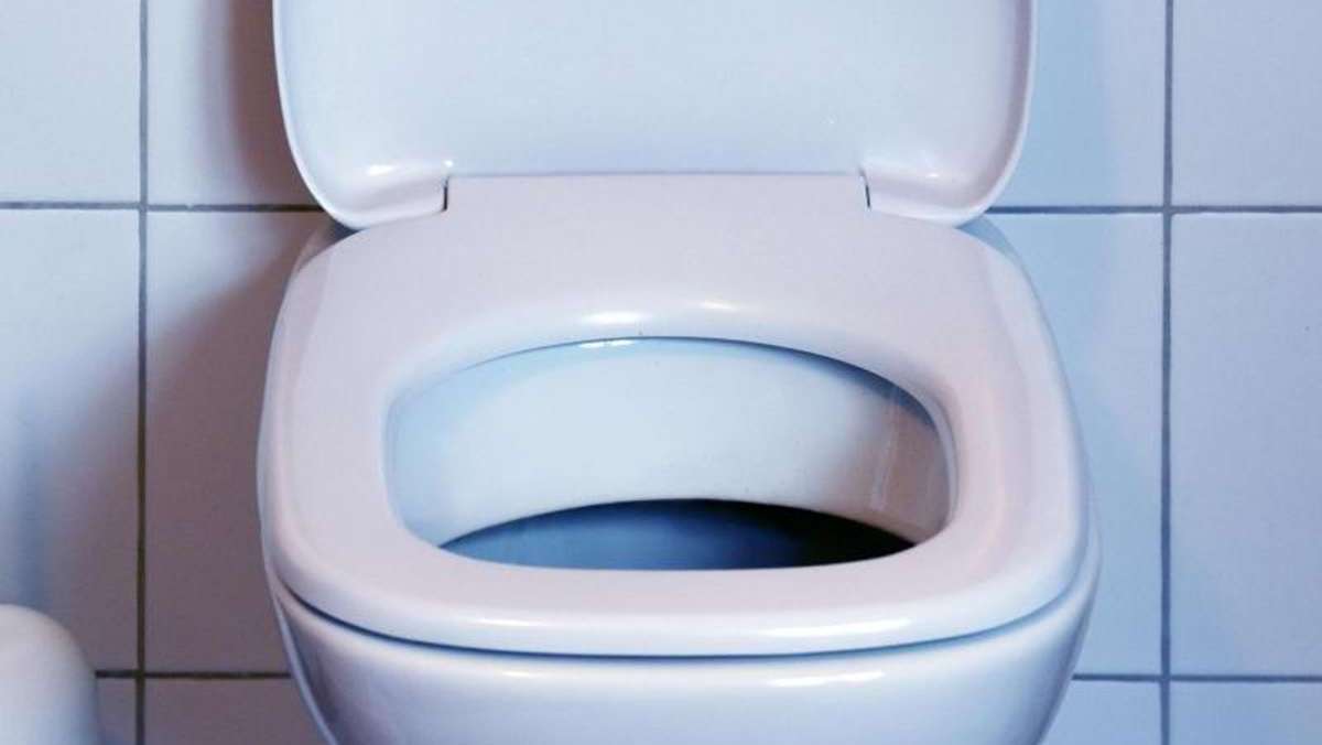 Coburg: Unbekannte verwüsten öffentliche Toilette