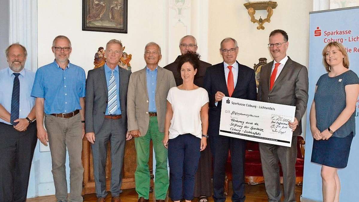 Bad Staffelstein: Sparkassen-Stiftung schüttet Füllhorn aus