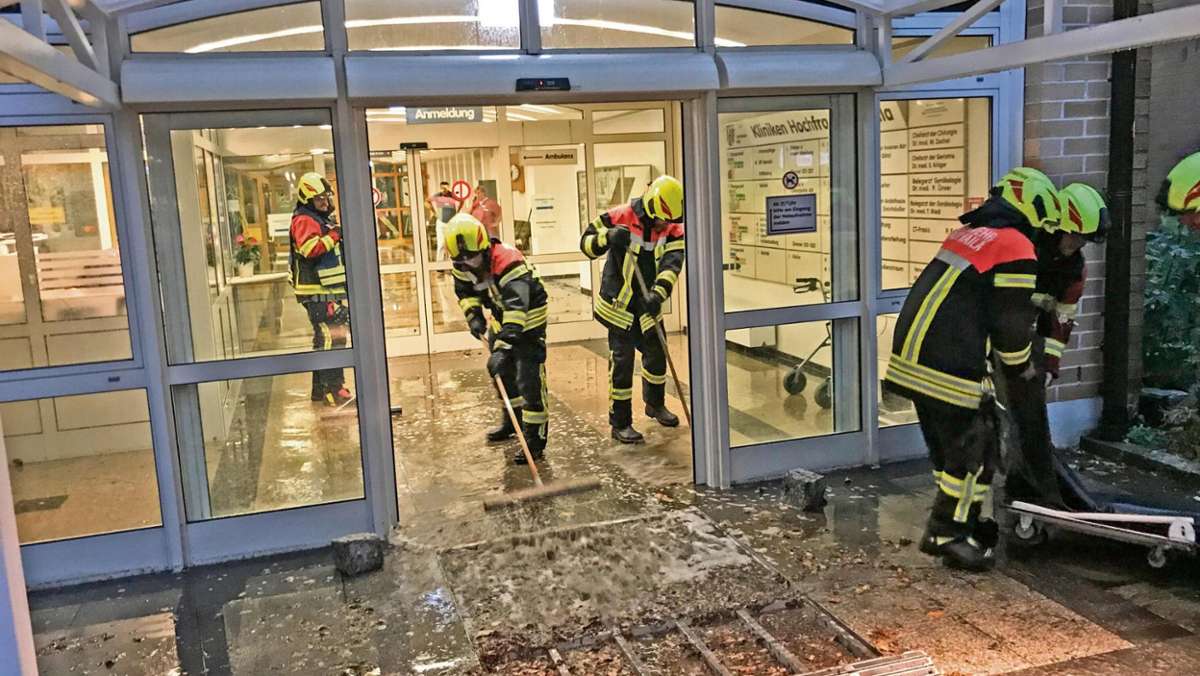 Naila: Sturmtief Fabienne setzt Klinikum unter Wasser