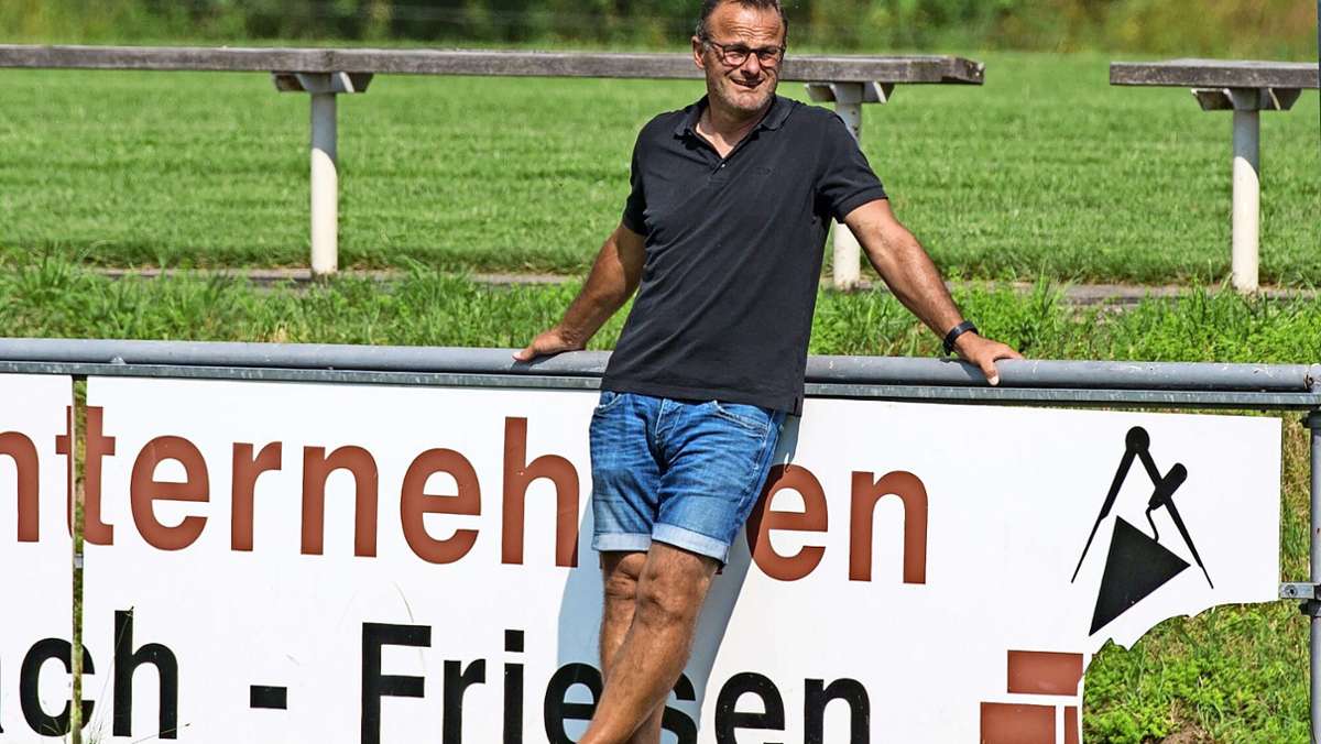 Der Trainer Armin Eck: Herz schlägt weiter für  SV Friesen