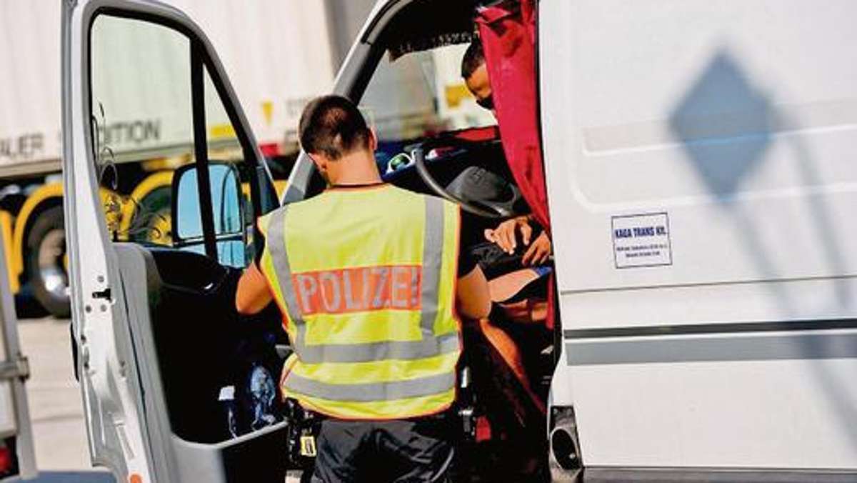 Länderspiegel: Bayern fordert höhere Mindeststrafe für Schleuser