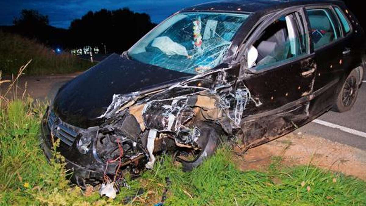Lichtenfels: Fahrer wird aus Unfall-Auto geschleudert