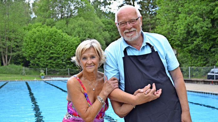 Die gute Seele: Rentner ist Kiosk-Chef im Schwimmbad