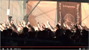 Sieg Heil-Rufe in Themar: Polizei sucht Videos