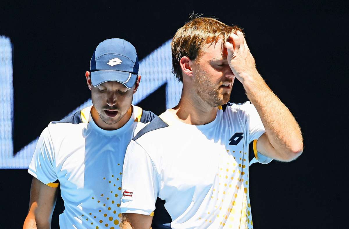 Ein Tennis-Match zum Vergessen war das Achtelfinale der Australian Open für Kevin Krawietz (rechts) und Andreas Mies. Foto: dpa/Frank Molter