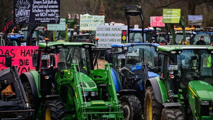 Wütende Bauern: Oberfranken: Proteststurm auf 5600 Traktoren