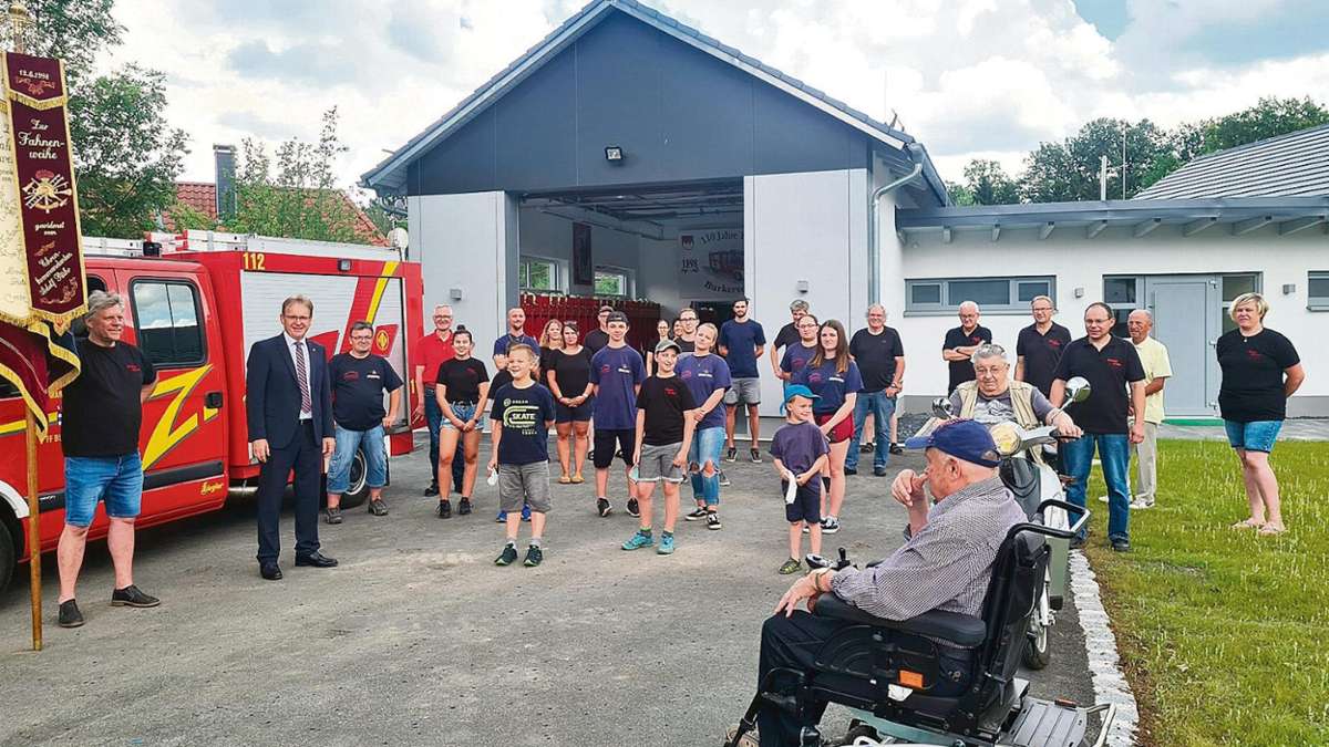 Burkersdorf: Feuerwehr bezieht neues Heim