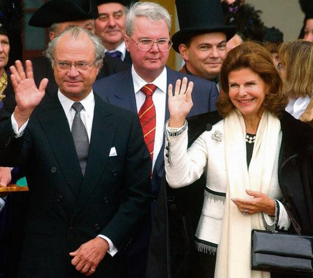 Prinz Andreas beim Familientreffen mit dem schwedischen Königspaar Carl XVI. Gustaf und Silvia am 16. Oktober 2002 in Gotha.