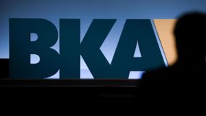 Bericht: Neue Struktur für das BKA wegen militanter Rechter
