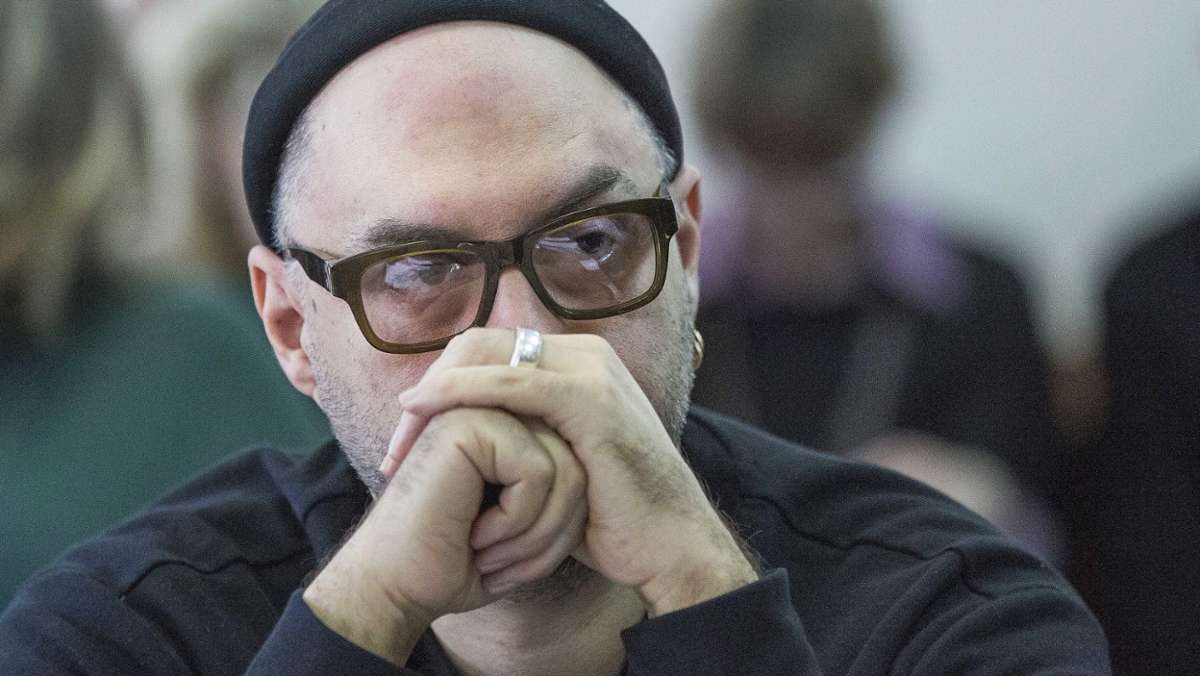 Feuilleton: Ein Jahr Hausarrest - Regisseur Serebrennikow bangt um seine Zukunft