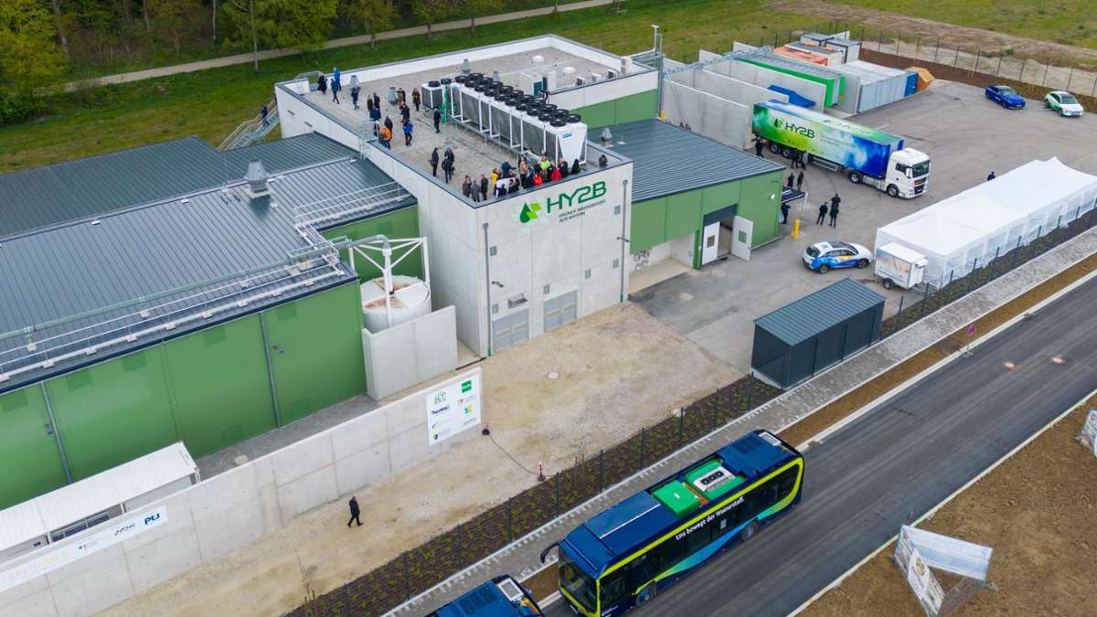 Erneuerbare Energie: Anlage für grünen Wasserstoff in Niederbayern eingeweiht